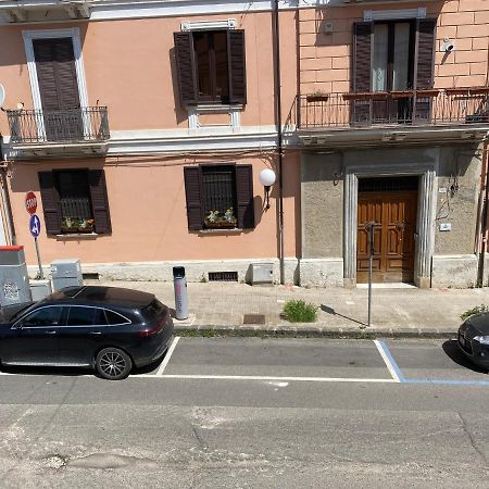 Via Piave 82 Bed and Breakfast Cosenza Exterior foto